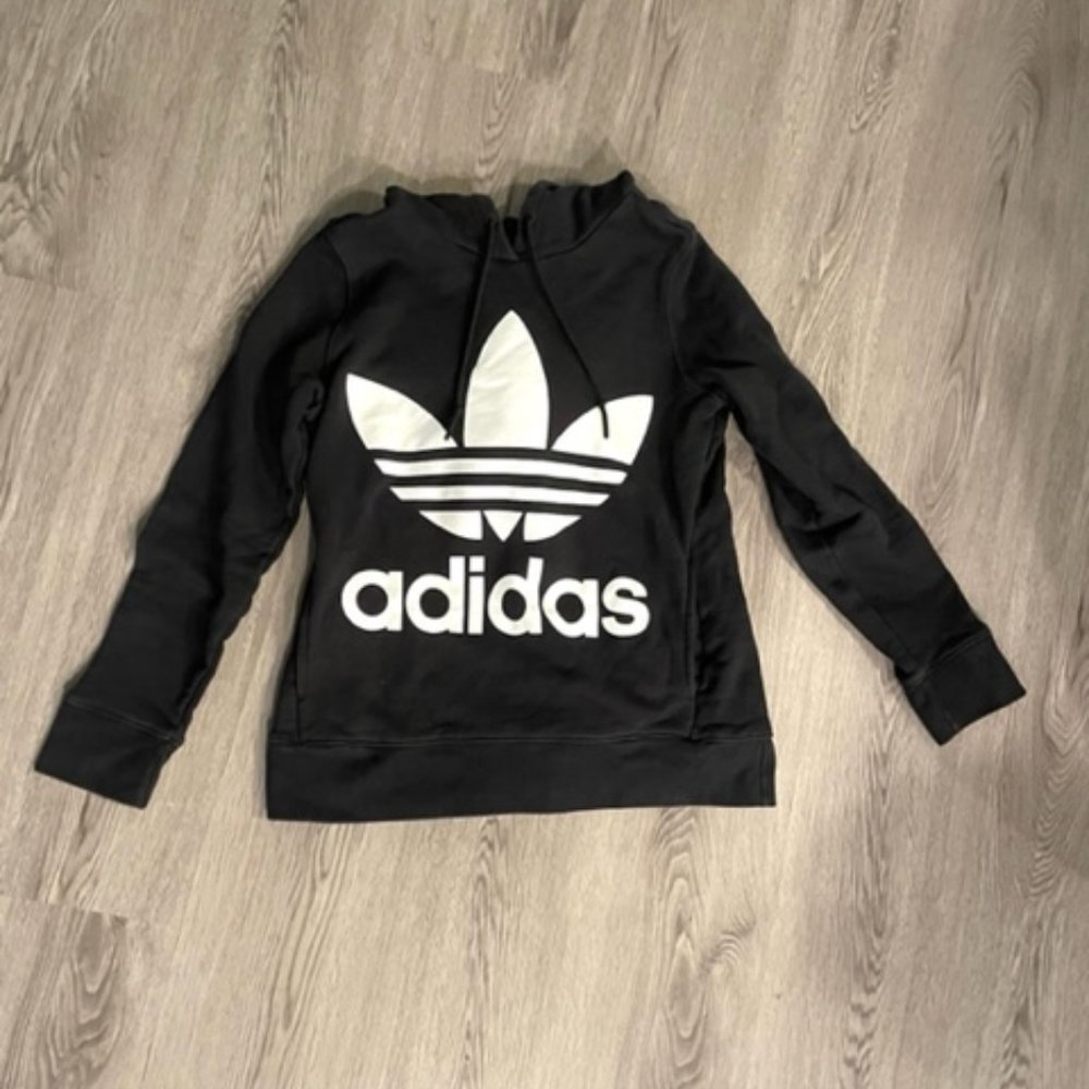 Adidas Sweatshirt